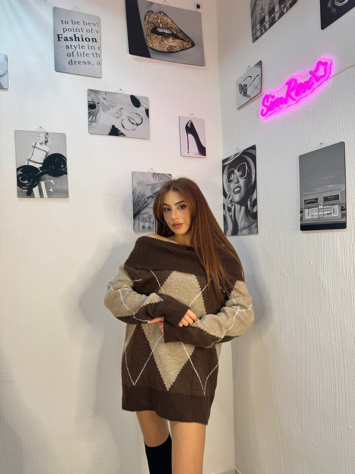 MAGLIONE SCOLLO A BARCA